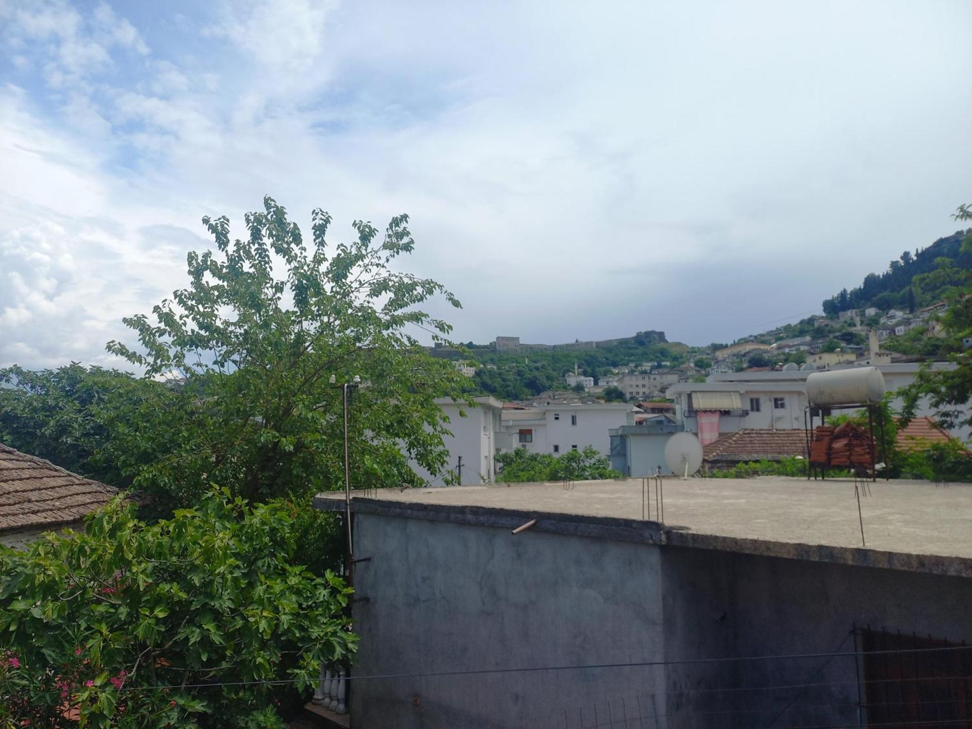 Gjirokastër Aleko Guest House מראה חיצוני תמונה