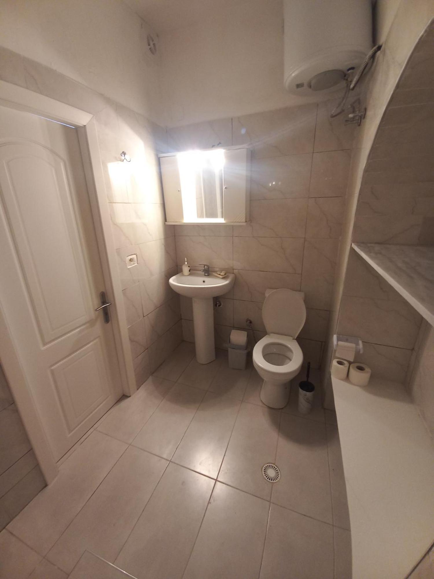 Gjirokastër Aleko Guest House מראה חיצוני תמונה